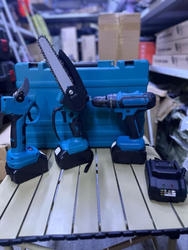 Makita set 3u1 aku pila,makaze aku busilica