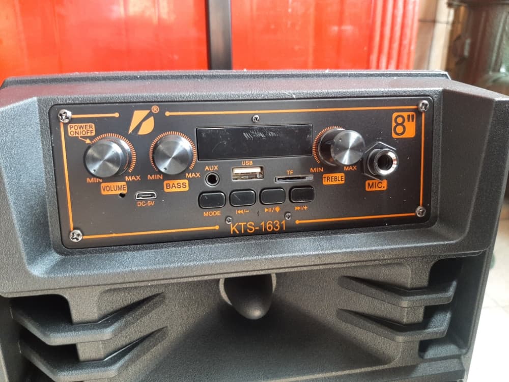 KTS-1631 Bluetooth Zvučnik sa Mikrofonom i RGB Rasvjetom 3