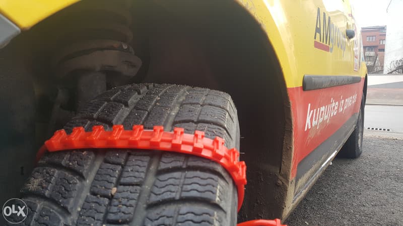 Univerzalne Zimske Vezice za Gume – Krampon Lanci (Set 10 Komada) 2