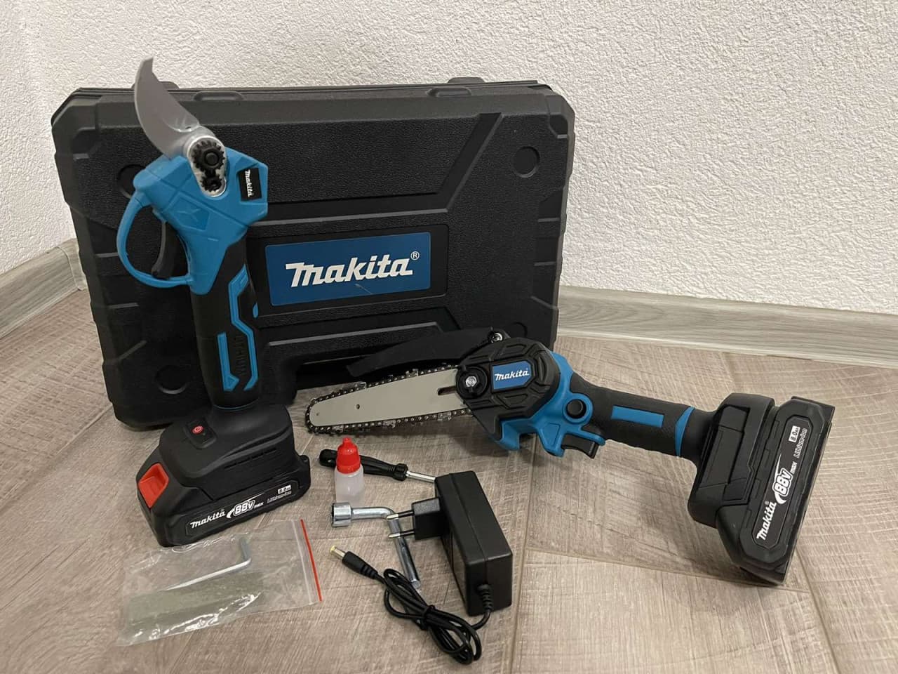 MAKITA SET 2u1 – AKU MAKAZE + AKU RUČNA PILA