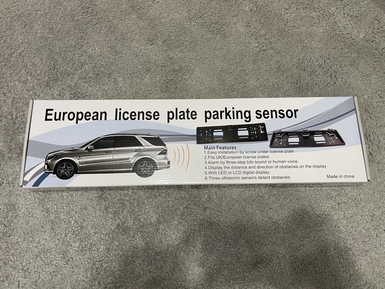 AUTO KAMERA RIKVERC + PARKING SENZORI U OKVIRU TABLICE 2