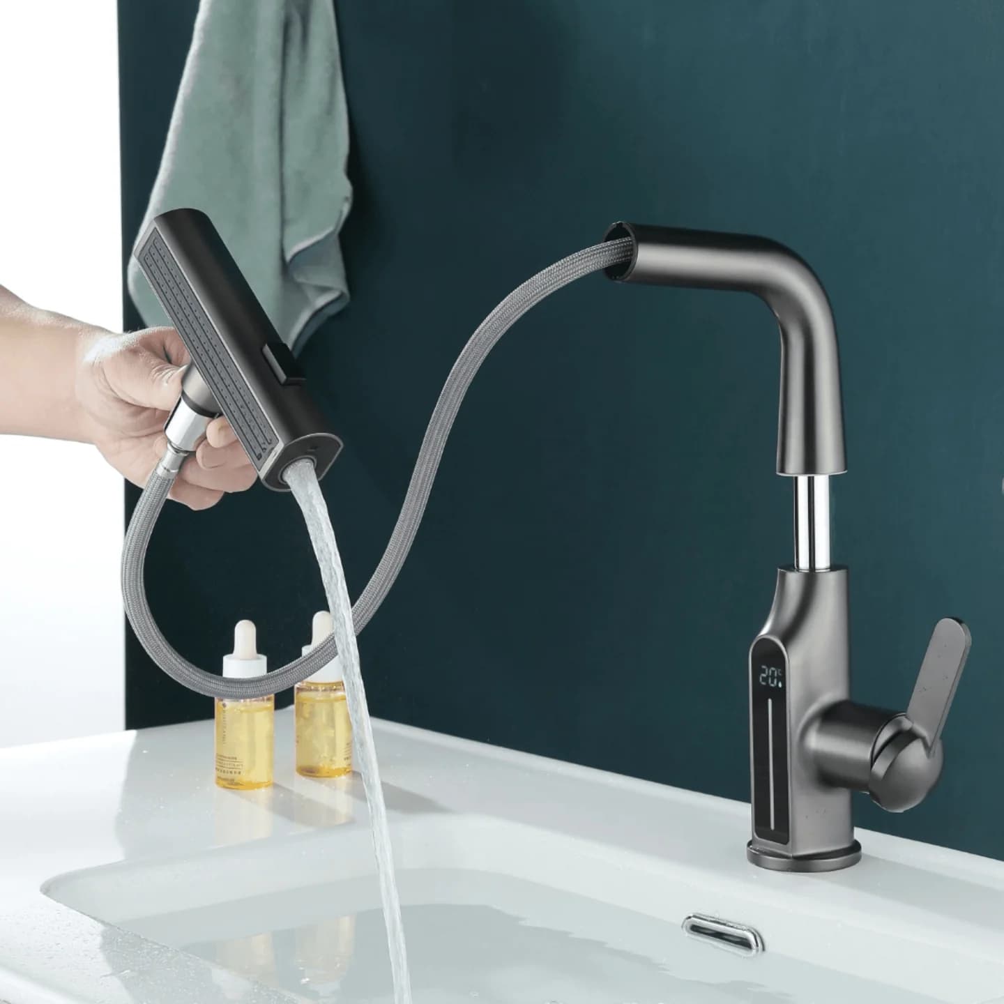 Luksuzna Digitalna Teleskopska LED Česma 3