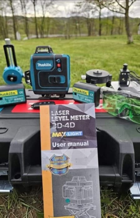 Laser Makita Gradjevinski Za Nivelaciju 4D 16 Linija Digitalni 4
