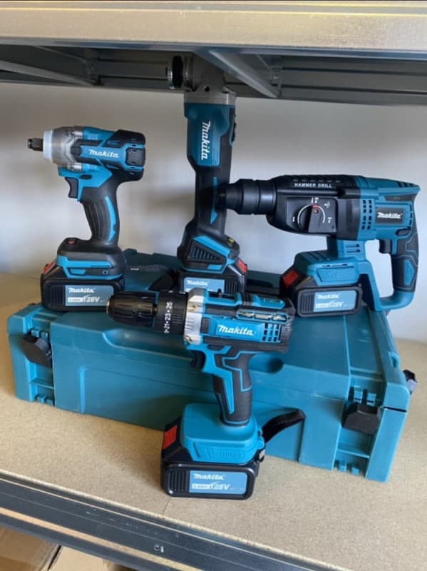 MAKITA AKU SET 4u1 Bušilica-Brusilica-Hilti-Odvijač (4x Baterija) 2