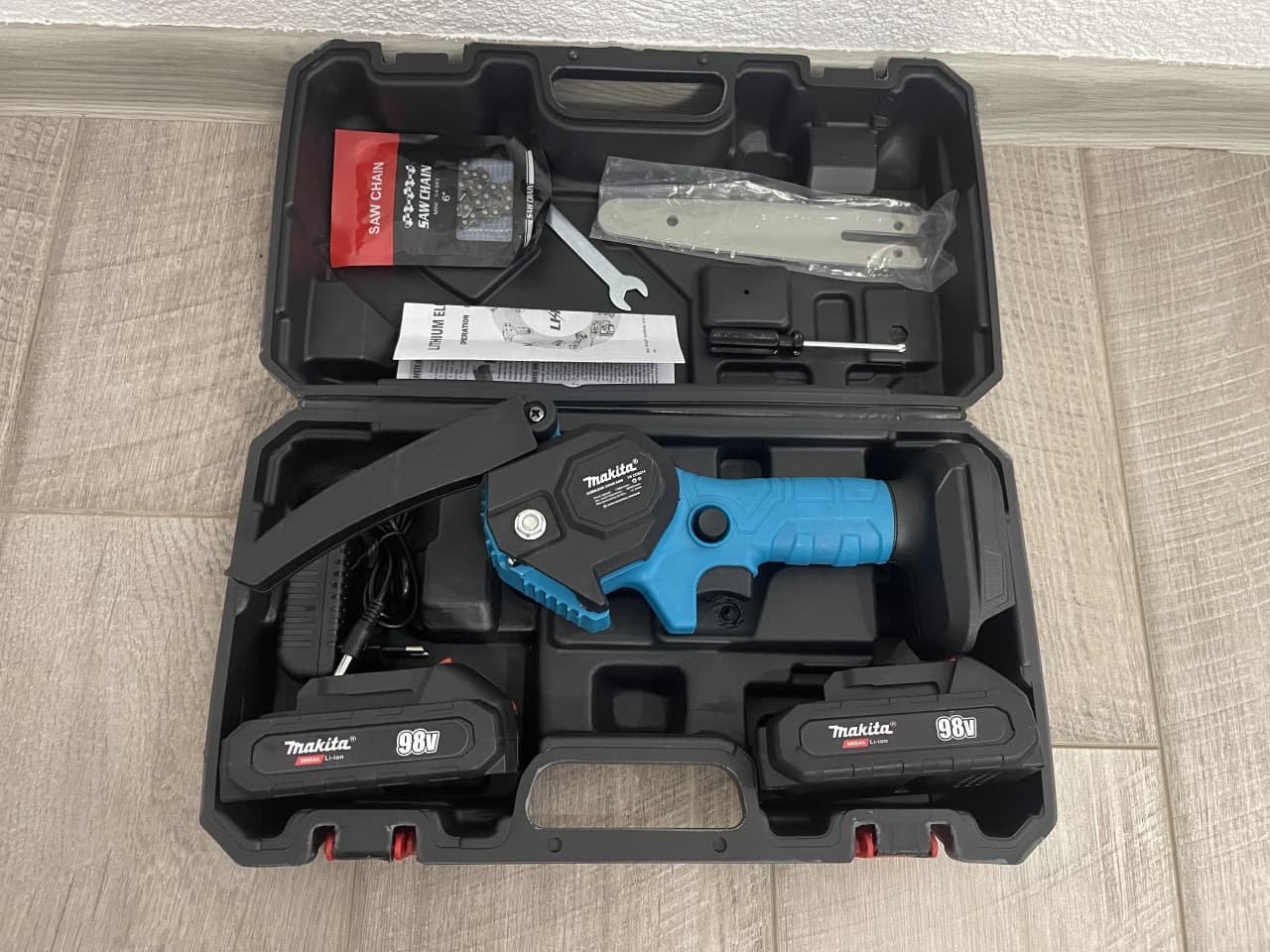 MAKITA SET 2U1 MAKAZE I PILA 4