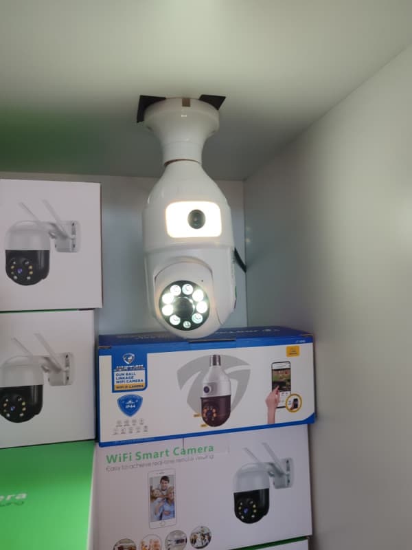 KAMERA SIJALICA sa 2 kamere  4